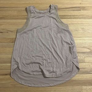 This is an Old Navy Active wear tank-top in an XS.